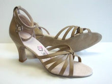 Load image into Gallery viewer, Mod. 522 leather ballroom shoe
