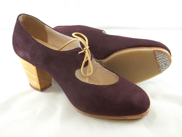 7000 Andalucia in Hunting w/nails Sizes 4.5 - 9.5